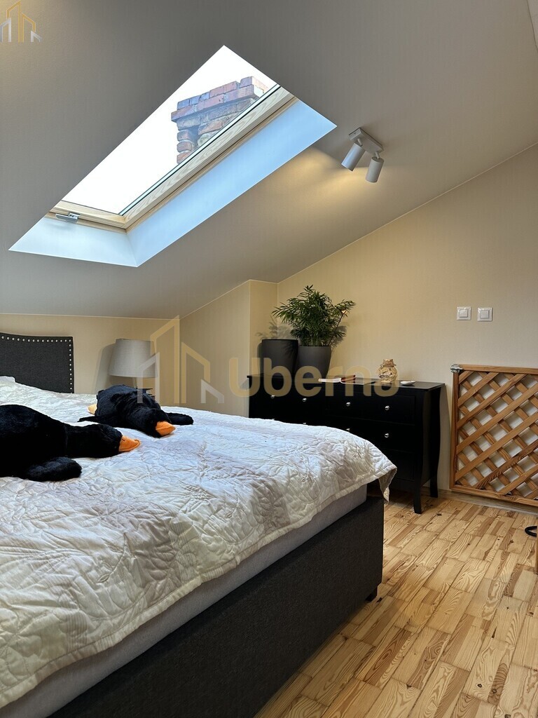 Dom i garaż nad wodą - światłowód (25)