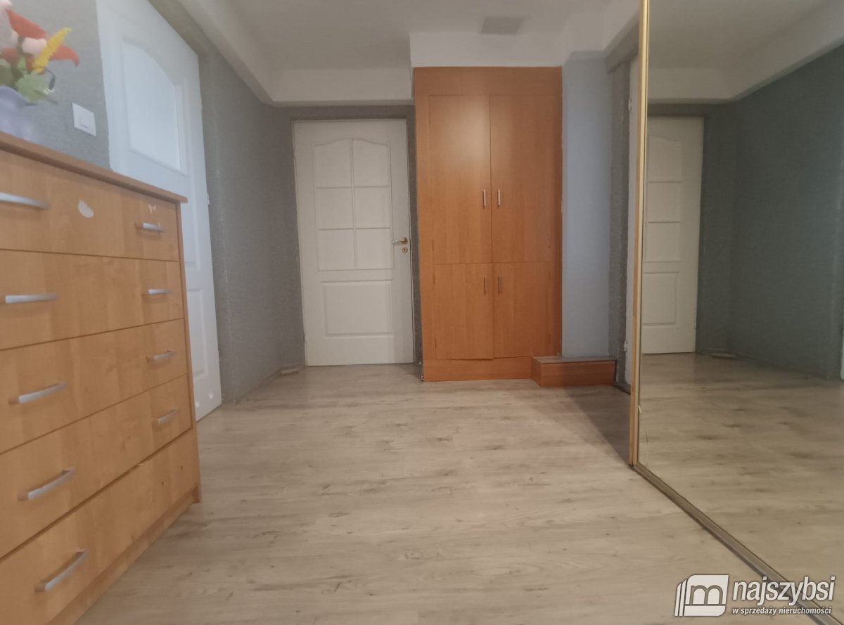 STARGARD - parter domu z ogródkiem i garażem  (15)