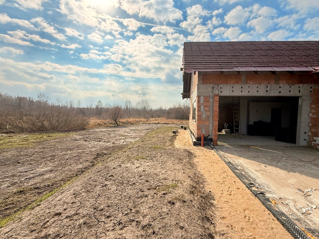 Ekskluzywny dom do wykończenia 1,5 km od Bałtyku! (15)