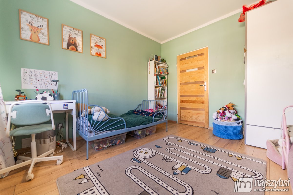 Goleniów- 70,76 m2, 2 piętro, blisko parku (10)