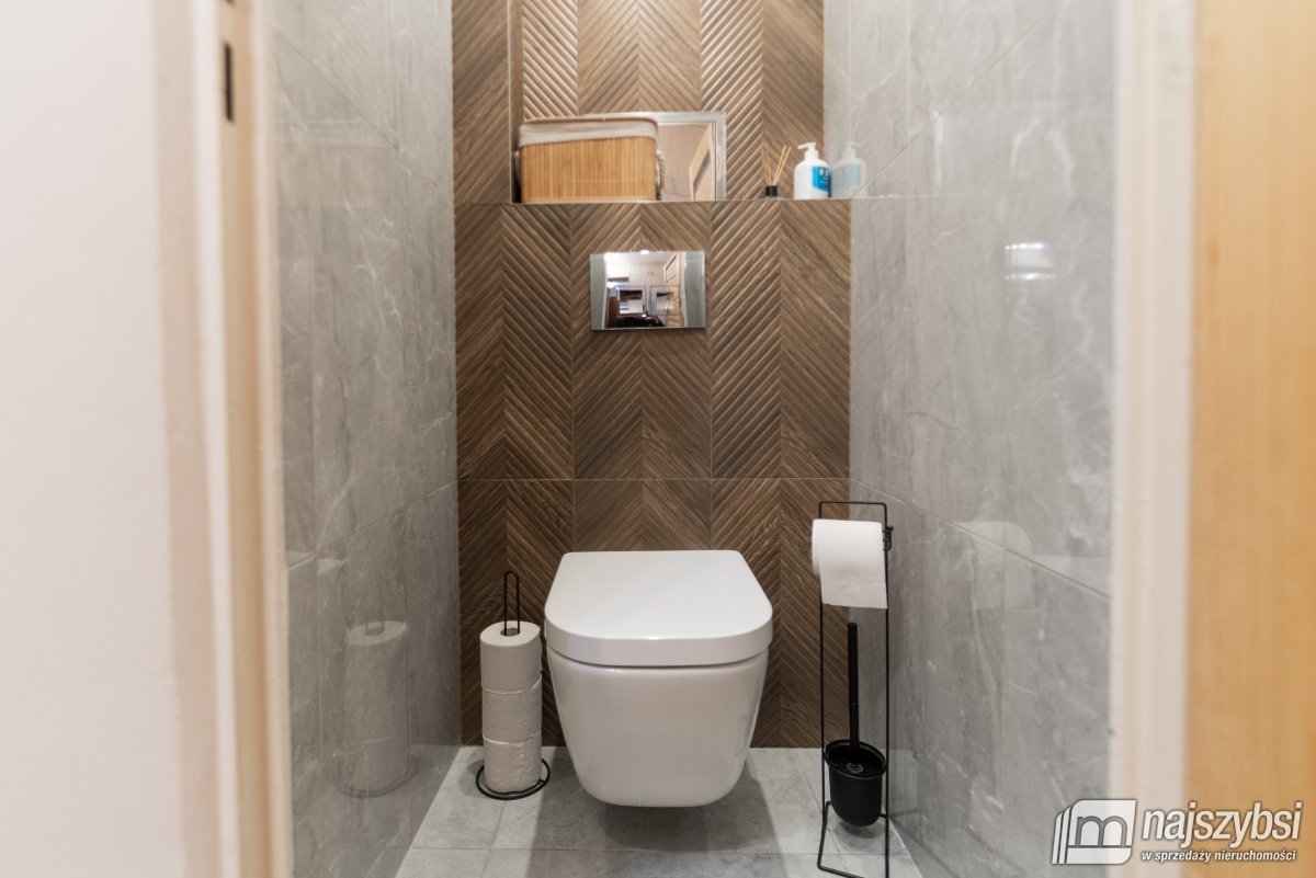 Goleniów- 70,76 m2, 2 piętro, blisko parku (16)