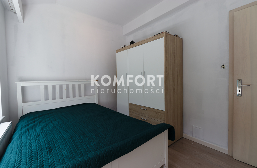 Luksusowy dom z basenem, sauną i pięknym ogrodem. (6)