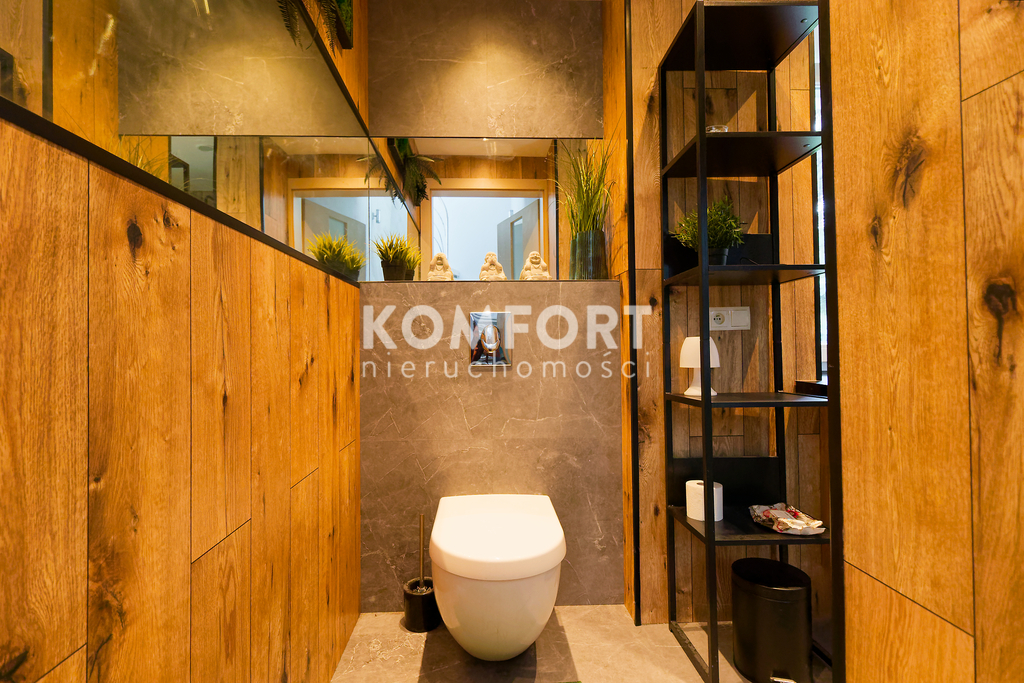 Luksusowy dom z basenem, sauną i pięknym ogrodem. (11)