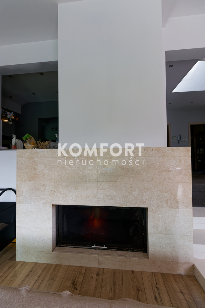 Luksusowy dom z basenem, sauną i pięknym ogrodem. (16)