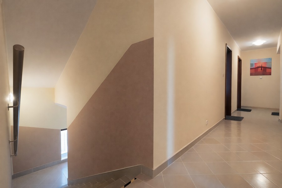 Wolnostojący, 823 m2, Łopienica  (17)