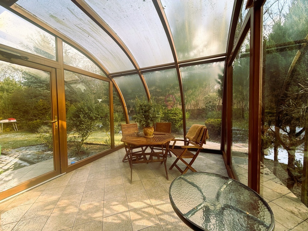 Dom wolno stojący z garażem - topowa lokalizacja! (5)