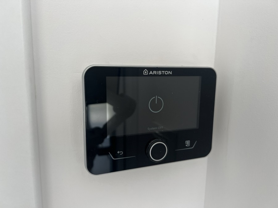 Nowoczesny dom w otulinie lasu i jeziora Miedwie-Skalin (2)