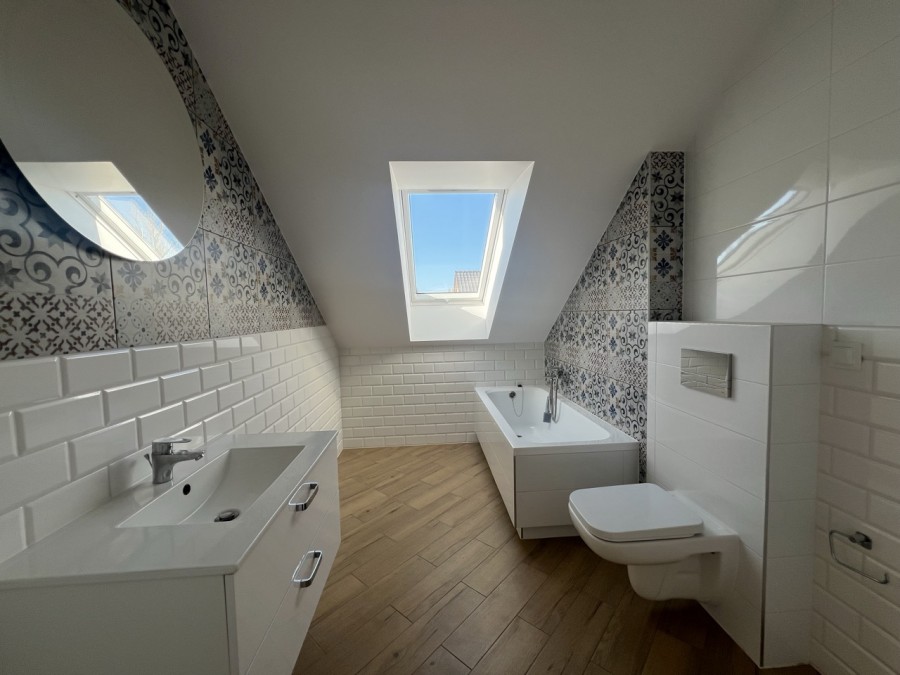 Nowoczesny dom w otulinie lasu i jeziora Miedwie-Skalin (7)