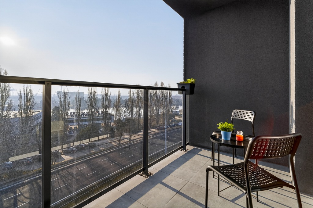 Piękne mieszkanie z widokiem na Odrę! (15)