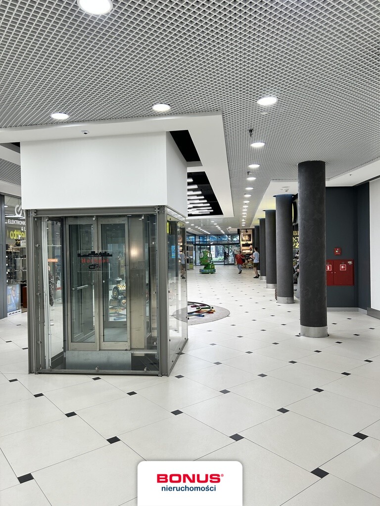 Lokal na wynajem w Centrum Handlowym Kupiec (2)