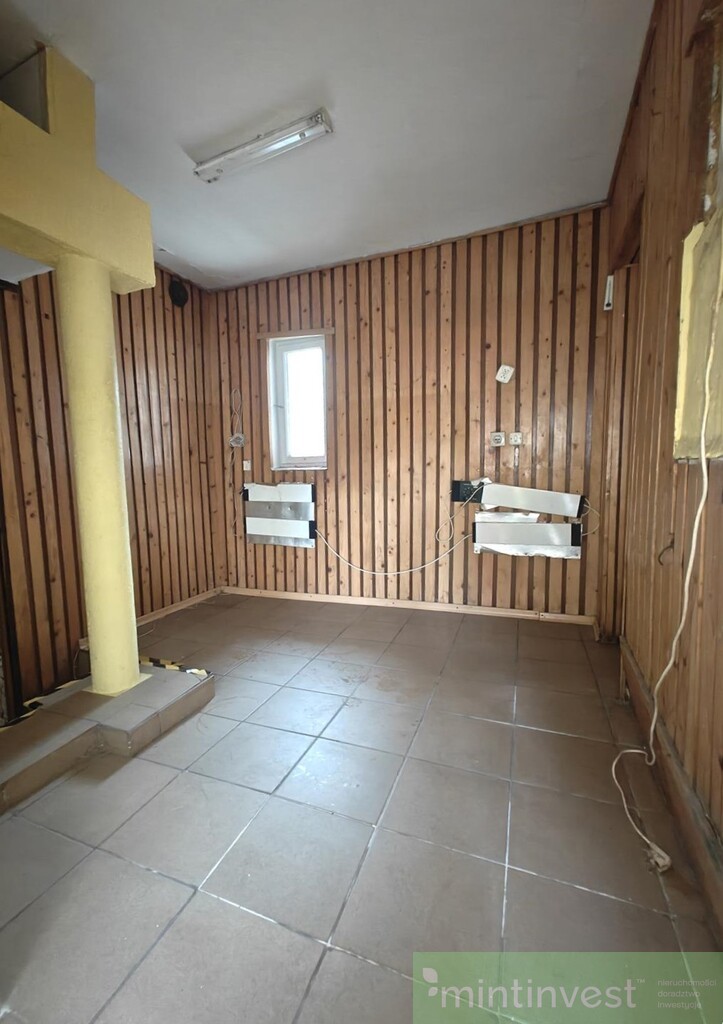 Lokal usługowy w centrum miasta (9)