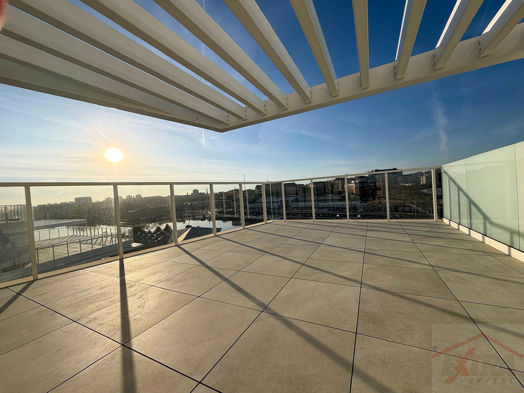 Apartament z panoramą miasta. (8)