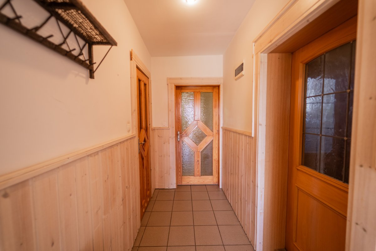 Sobieradz - Inwestycja przy jeziorze. Hala 231m2 (20)