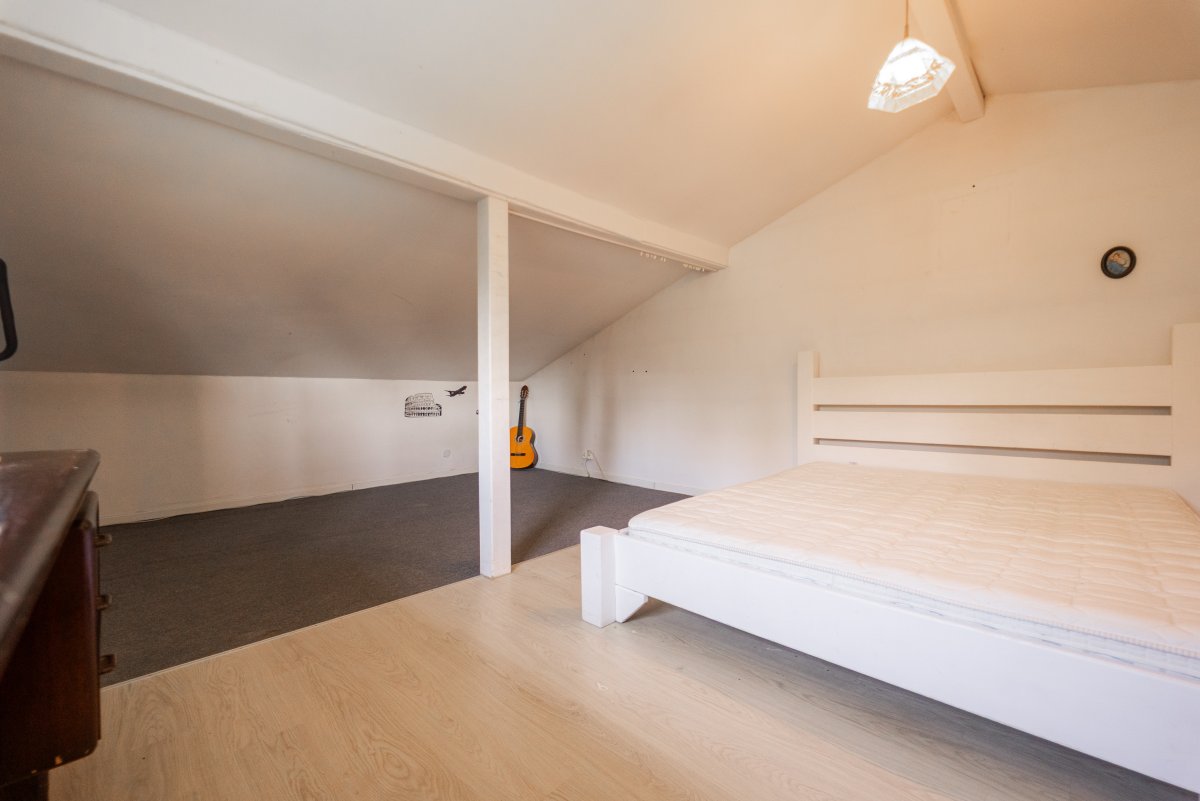 Sobieradz - Inwestycja przy jeziorze. Hala 231m2 (21)