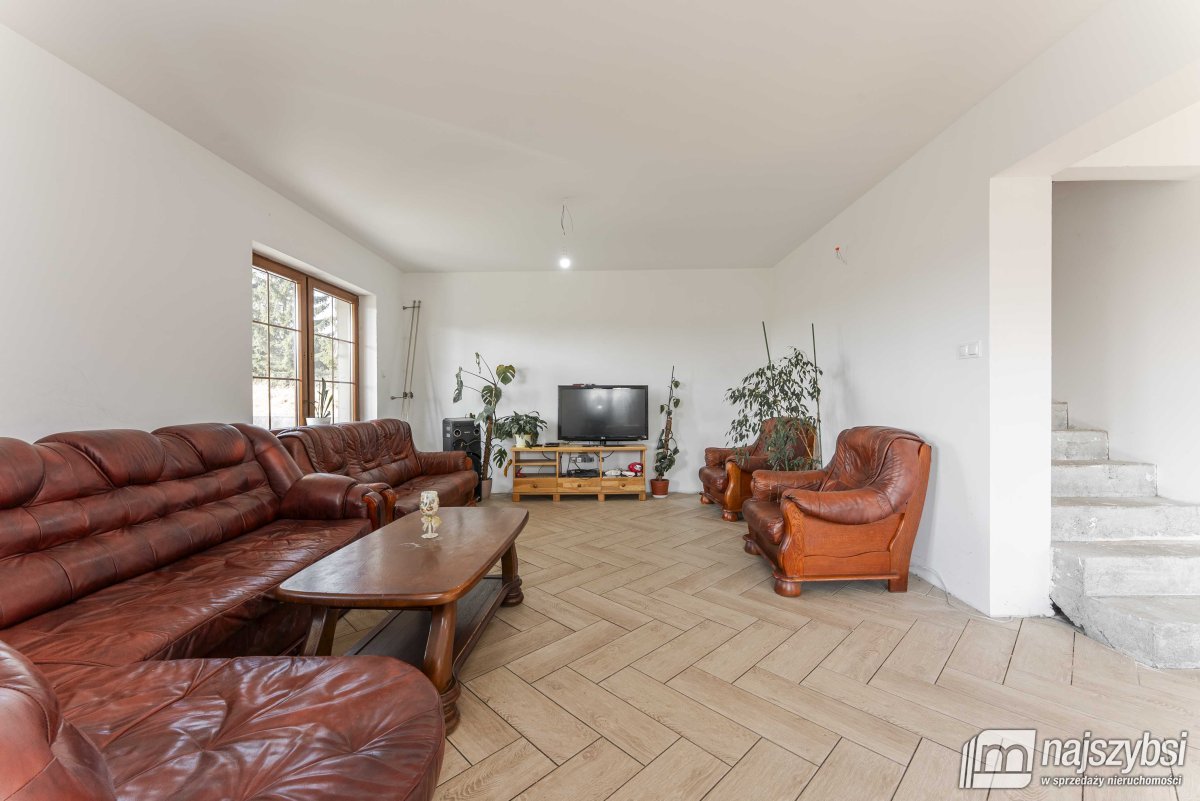 BROJCE K.GRYFIC- Nowy dom z halą produkcyjną (14)