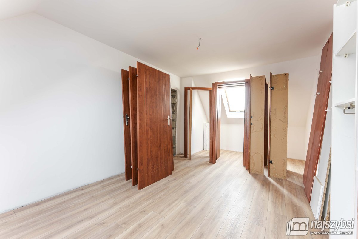 BROJCE K.GRYFIC- Nowy dom z halą produkcyjną (19)