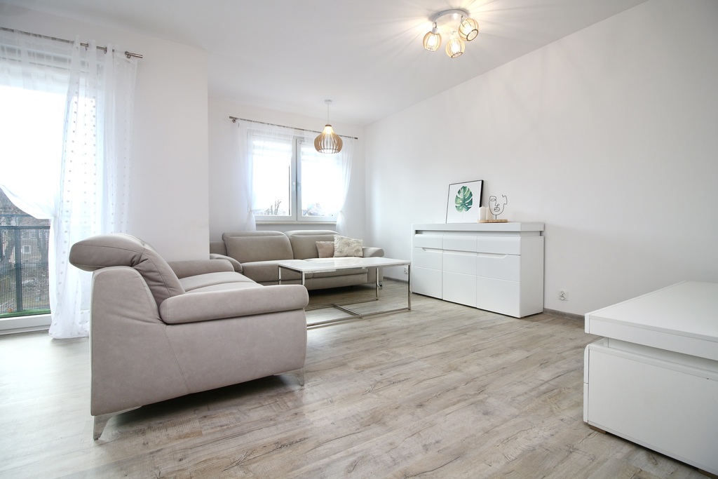 Słoneczny dwupoziomowy apartament - 2 balkony! (2)