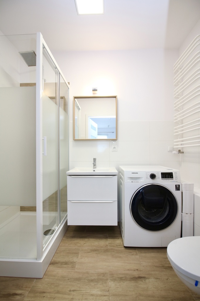 Słoneczny dwupoziomowy apartament - 2 balkony! (7)