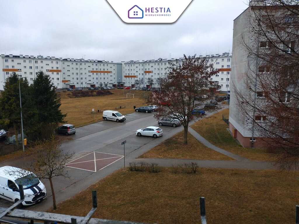 Słoneczne 2 pokoje z loggią- potencjał aranżacyjny (11)