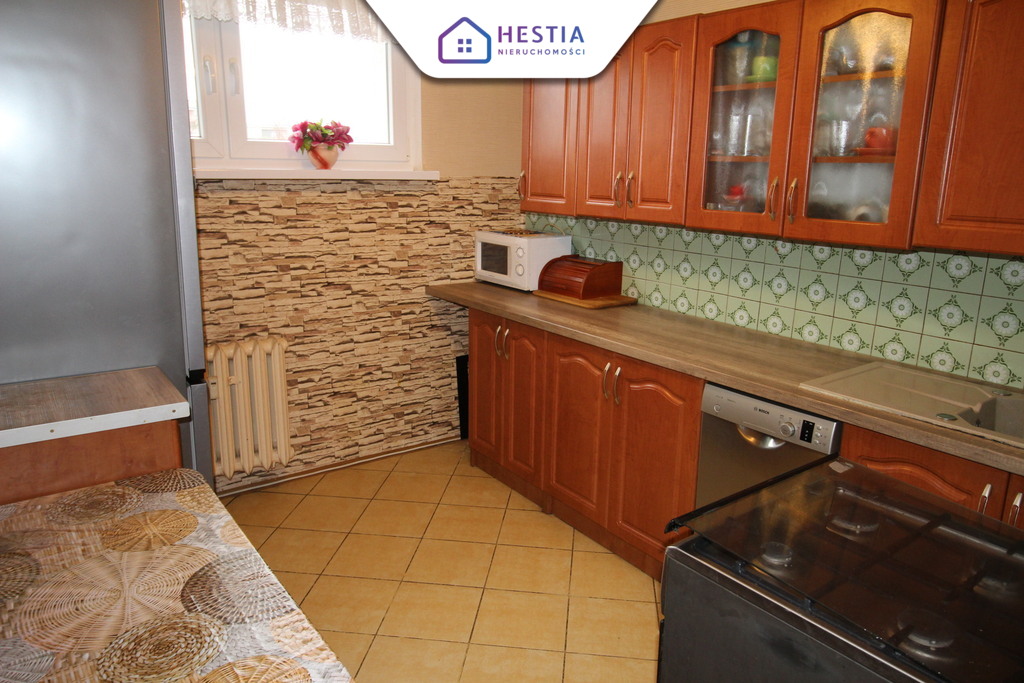 Słoneczne 2 pokoje z loggią- potencjał aranżacyjny (4)