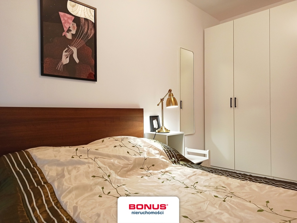 Wyposażone Z ogródkiem Z miejscem w hali (7)