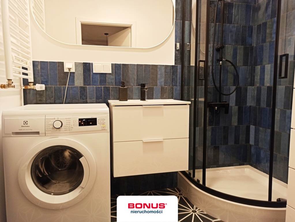 Wyposażone Z ogródkiem Z miejscem w hali (8)