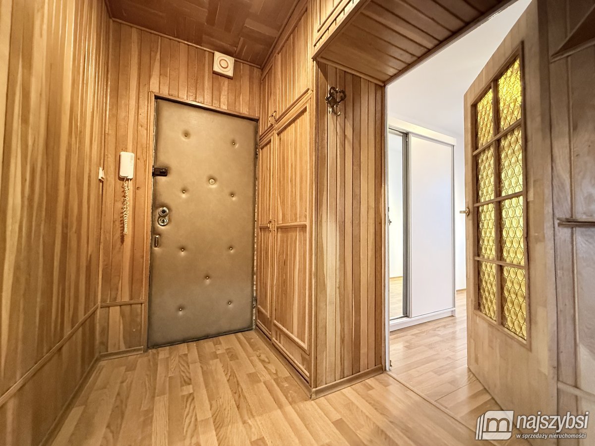 Nowogard - mieszkanie 3 pokojowe, czynsz w cenie! (8)