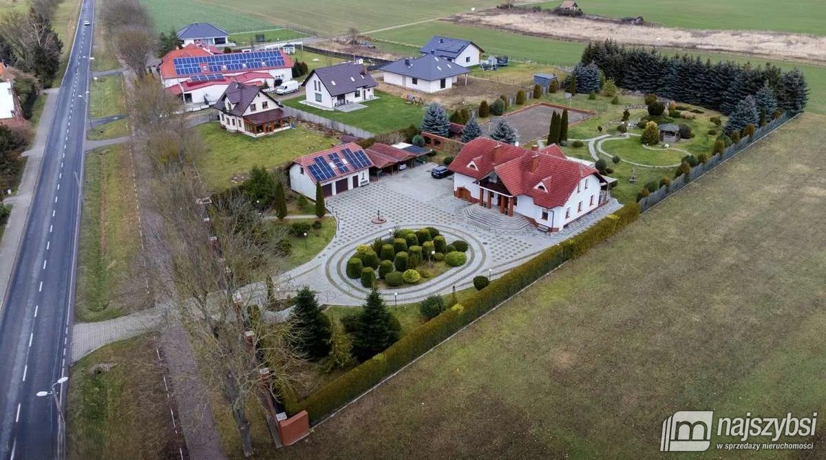 Mieszkowice - piękna rezydencja, duża działka  (1)