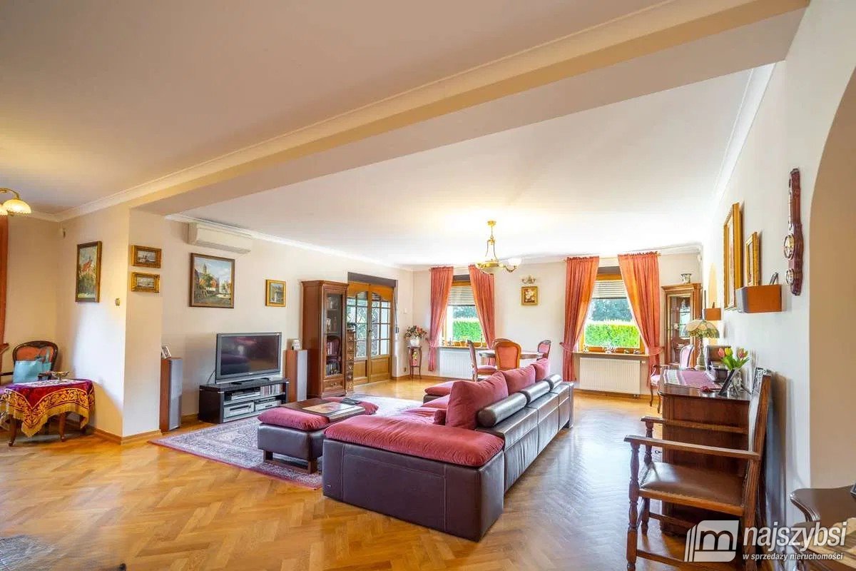 Mieszkowice - piękna rezydencja, duża działka  (4)