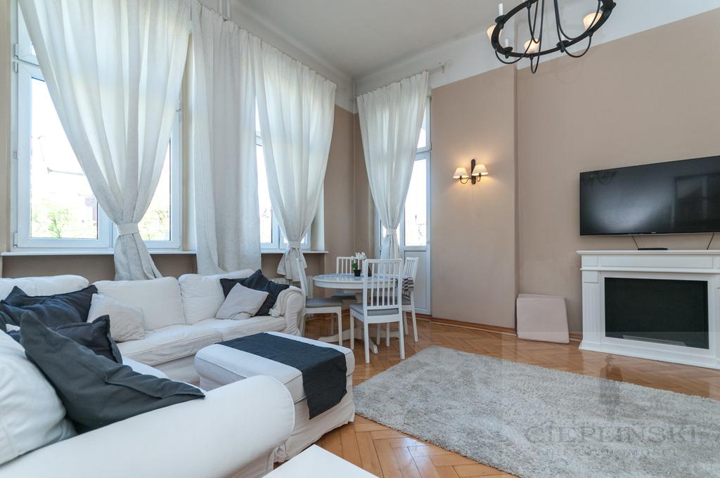 2 pok al. Jna Pawła II (3)