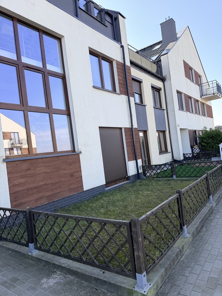 Mieszkanie z dwoma ogródkami w Warzymicach (1)