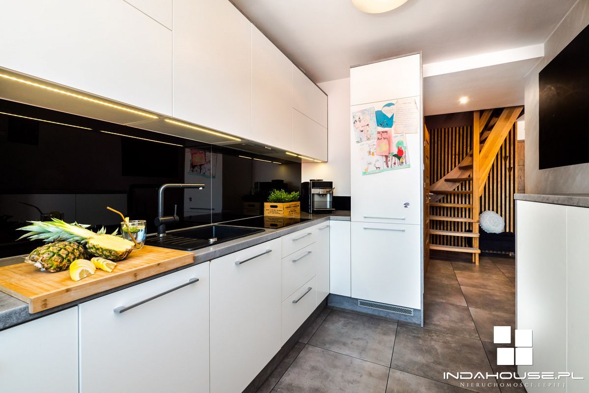 Apartament z balkonem, 2 poziomy, 300 m do plaży.. (15)