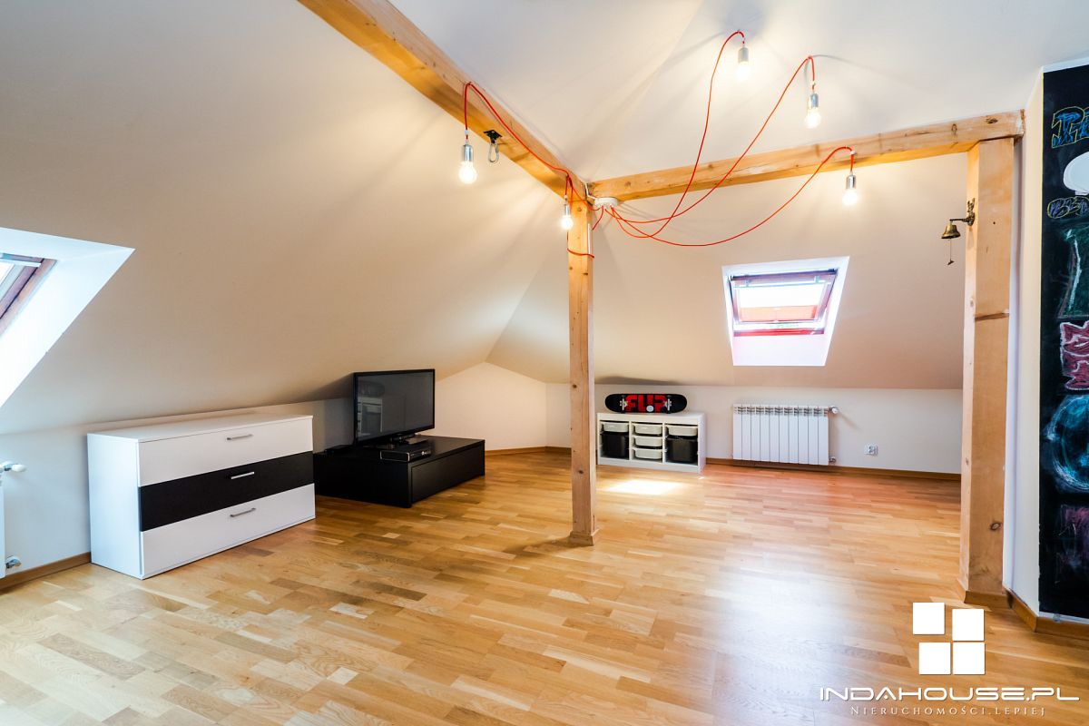 Apartament z balkonem, 2 poziomy, 300 m do plaży.. (16)