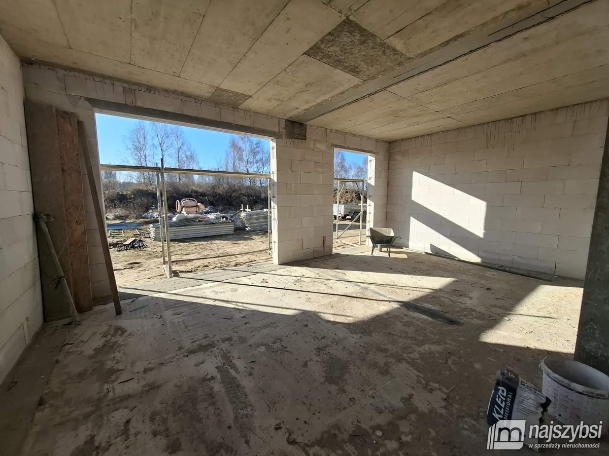 Nowogard - pół domu w zabudowie bliźniaczej 142m2 (6)