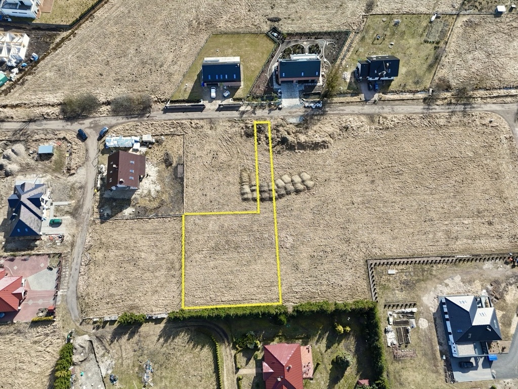 Atrakcyjna działka pod lasem z warunkami zabudowy (4)