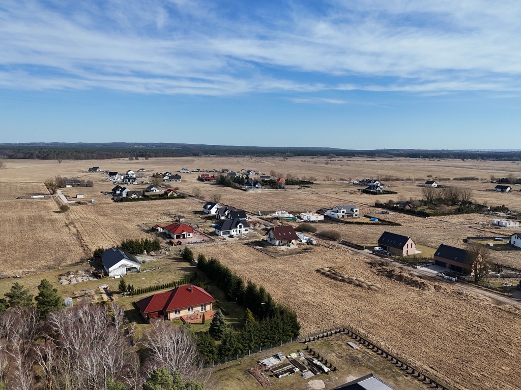 Atrakcyjna działka pod lasem z warunkami zabudowy (3)