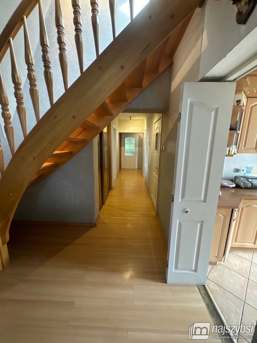 CHOSZCZNO - Piękny Dom z ogródkiem  (17)