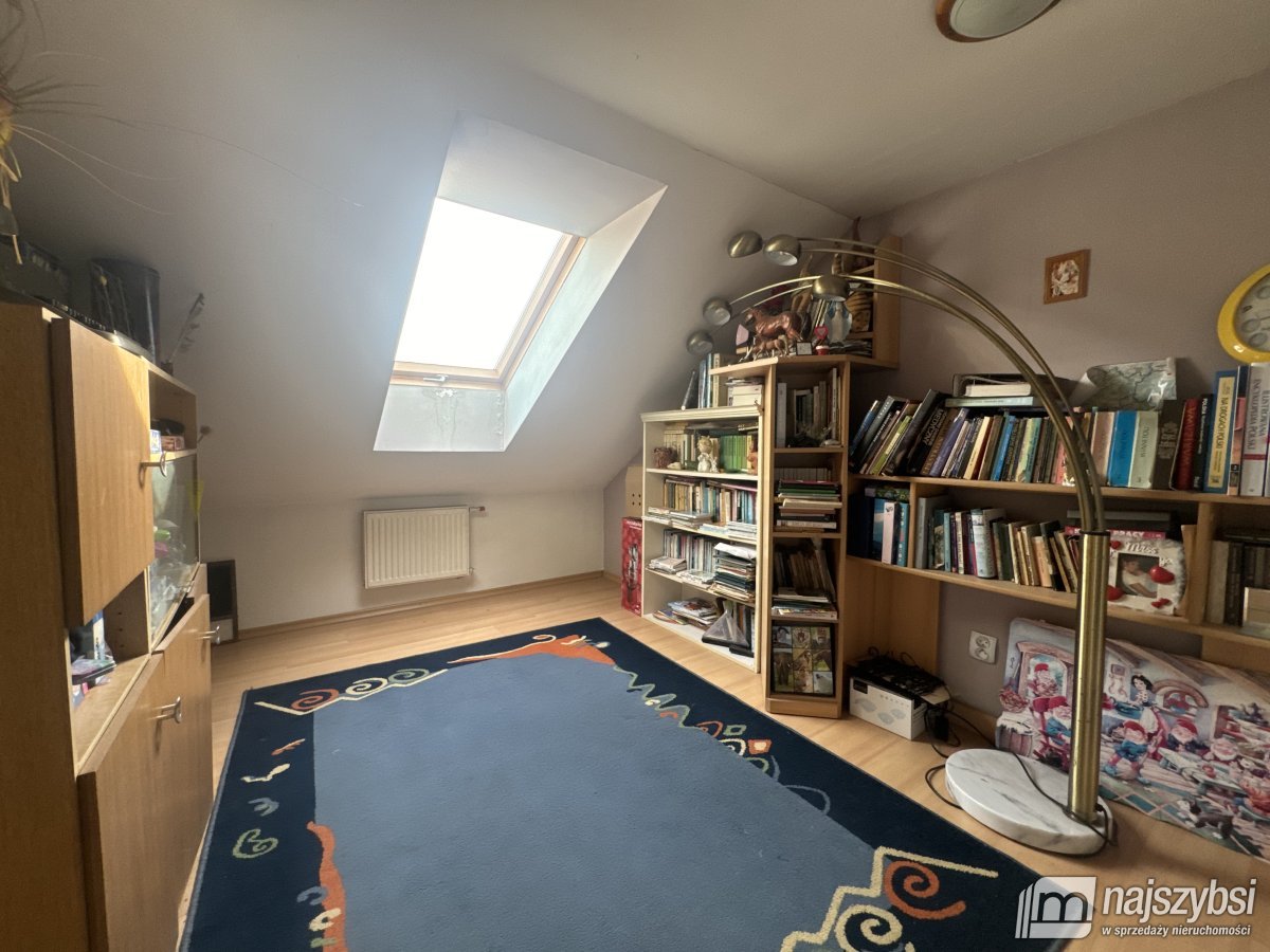 CHOSZCZNO - Piękny Dom z ogródkiem  (22)