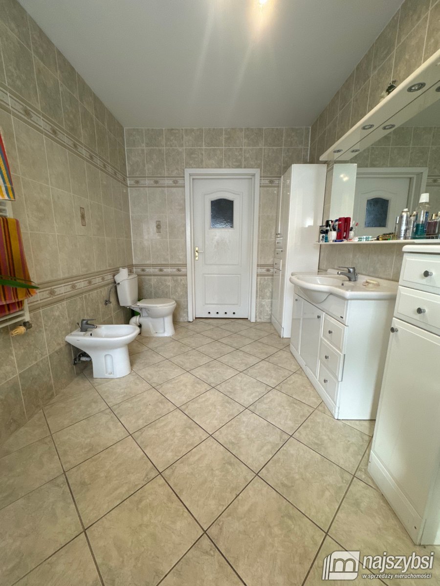 CHOSZCZNO - Piękny Dom z ogródkiem  (23)