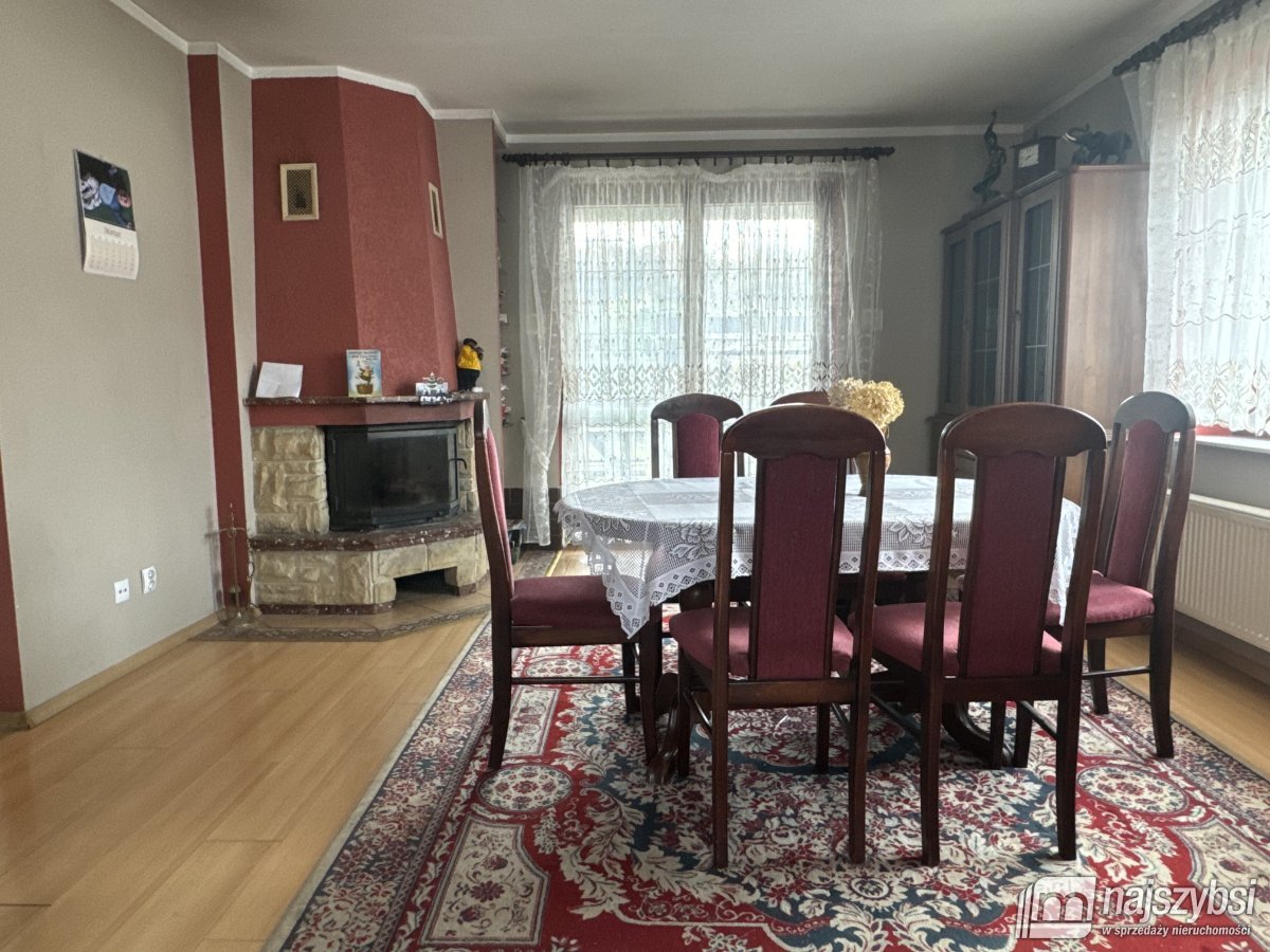 CHOSZCZNO - Piękny Dom z ogródkiem  (26)