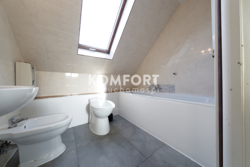 DOM Z DUŻĄ DZIAŁKĄ 3.000 M2 W DOBREJ SZCZECIŃSKIEJ (9)