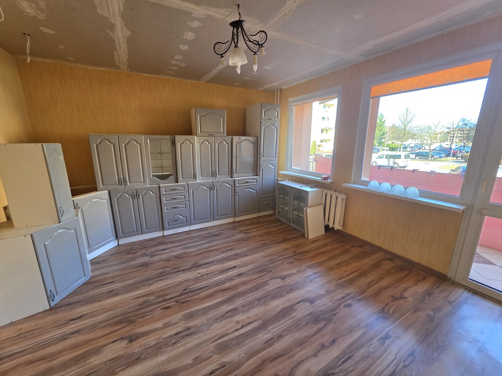 Mieszkanie dwupokojowe na parterze (4)