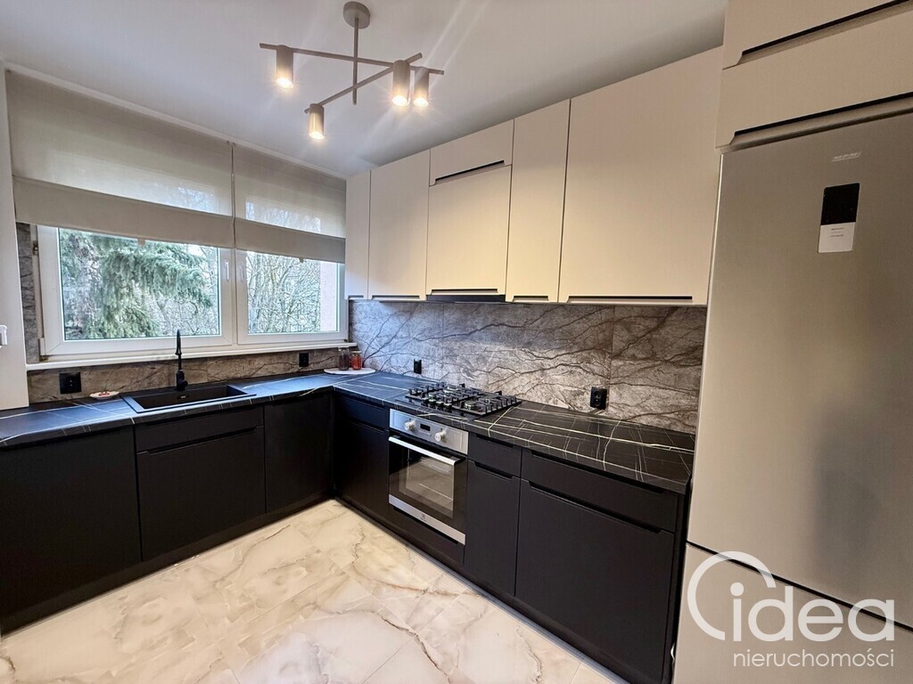 3 pokoje z balkonem, po remoncie, Stare Miasto (7)