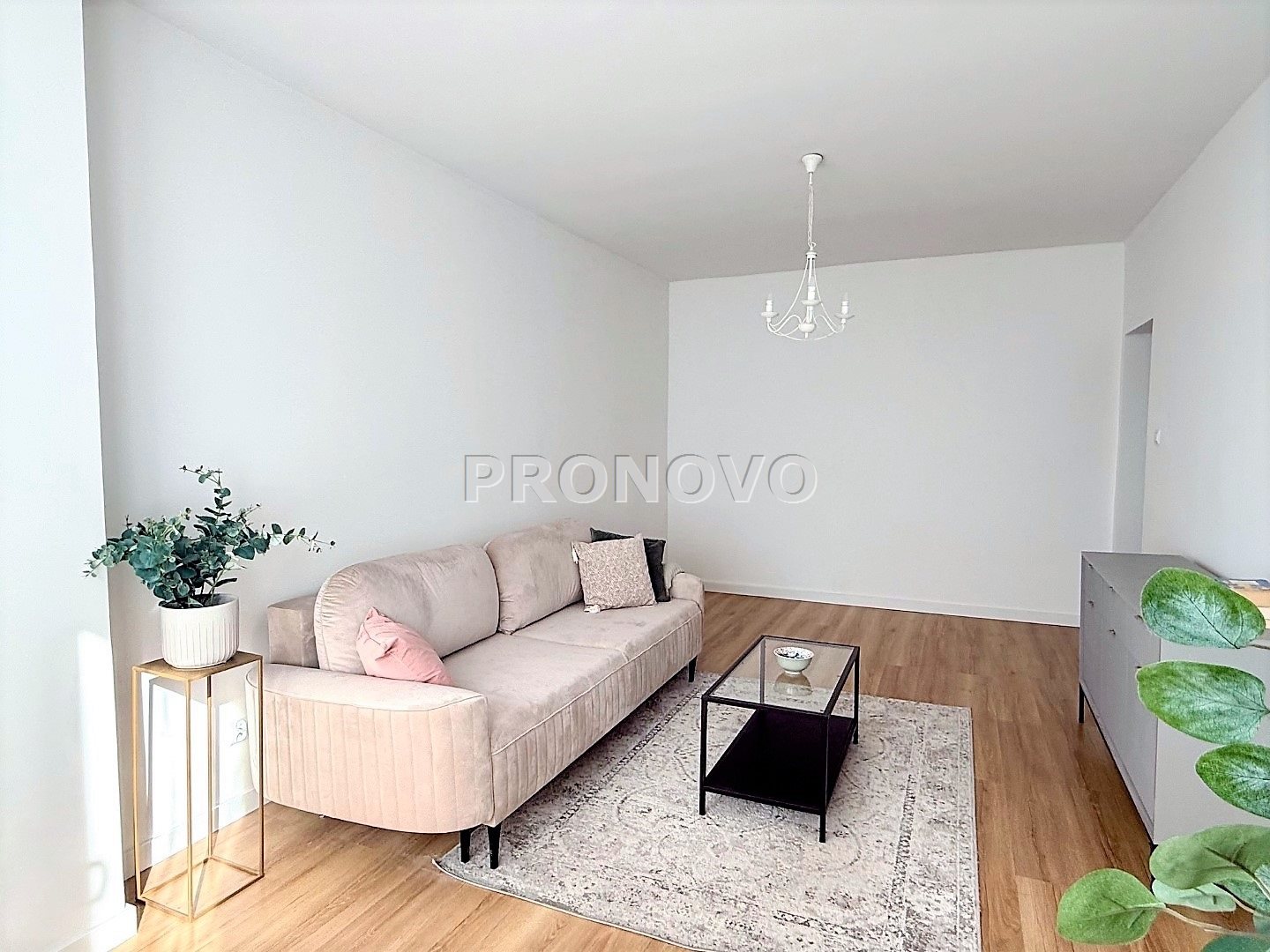 Po remoncie 4 pokoje Podjuchy (5)