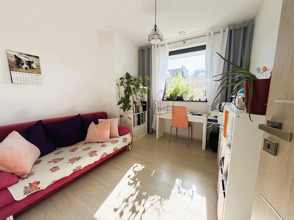 Dom na granicy Szczecina z wejściem do lasu (10)