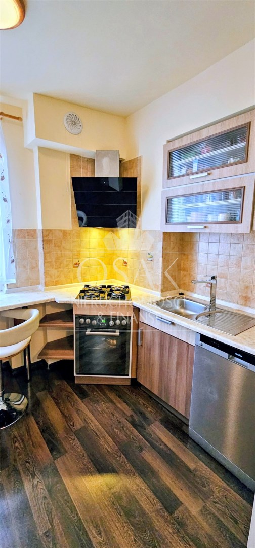 Al. Jana Pawła II - 2 pok. przy Jasnych Błoniach (9)