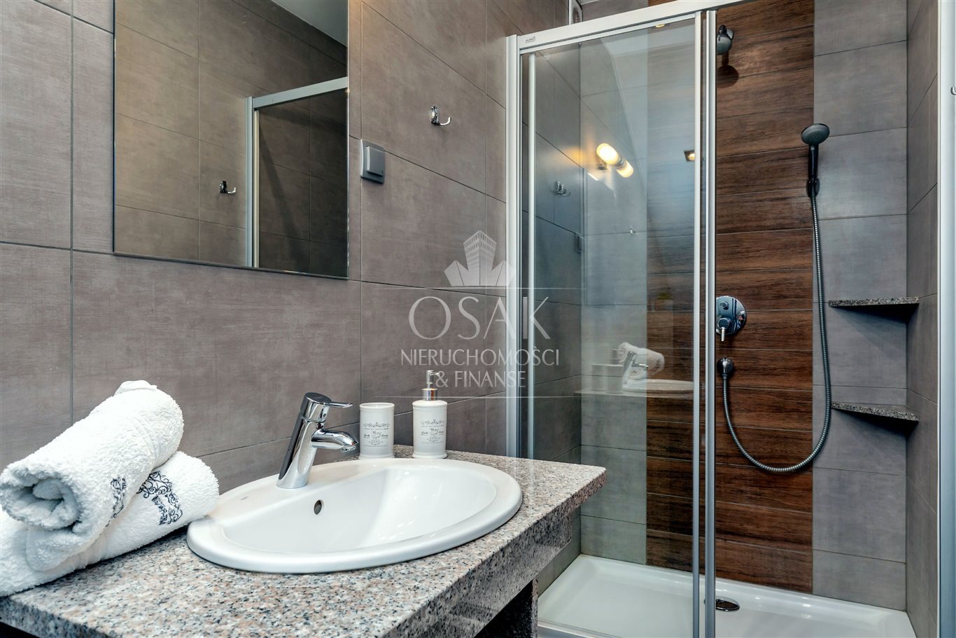 HIT! Dochodowy - wysokiej klasy hotel - z SPA (10)