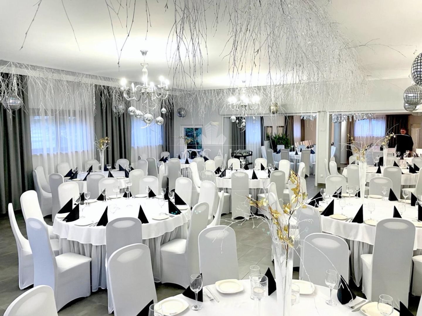 HIT! Dochodowy - wysokiej klasy hotel - z SPA (5)