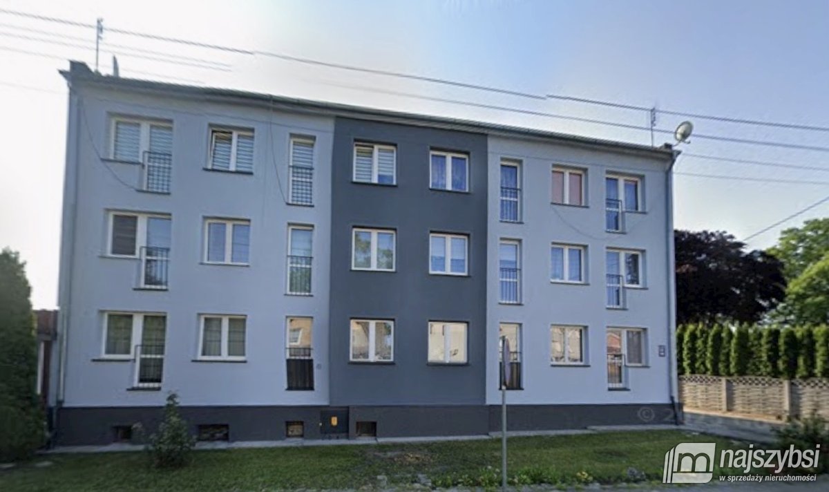 Nowogard-2 pokoje na parterze z garażem w centrum  (1)