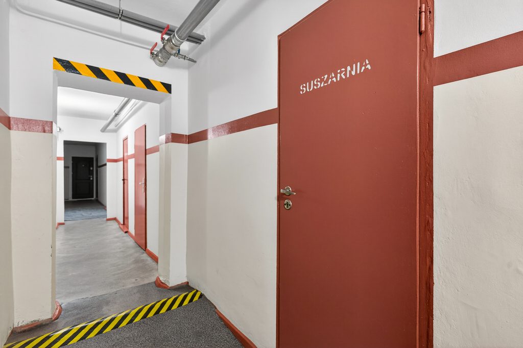 Top piętro, panorama i bonusowa przestrzeń! (18)